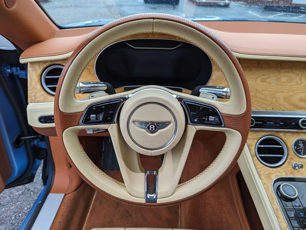 2020 Bentley Continental GTC V8 AWD photo 24