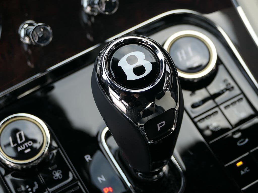 2023 Bentley Continental GT V8 AWD photo 23