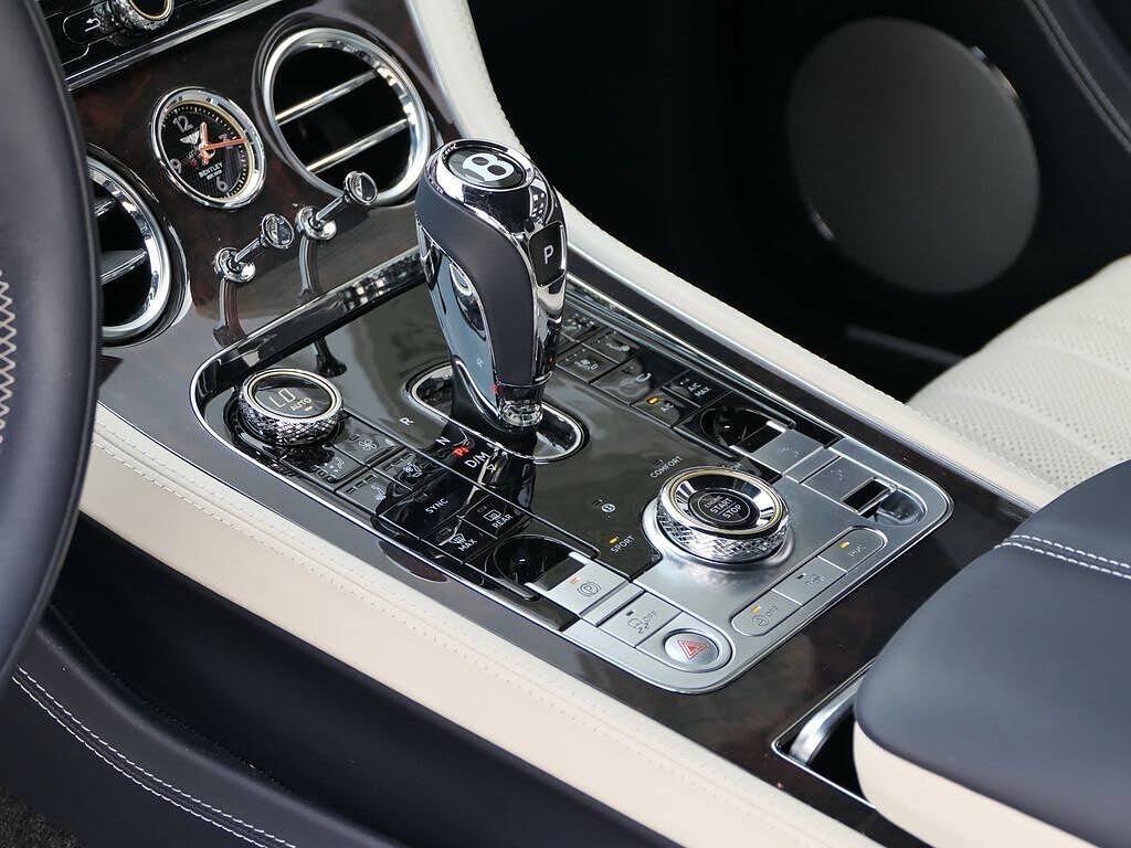 2023 Bentley Continental GT V8 AWD photo 24