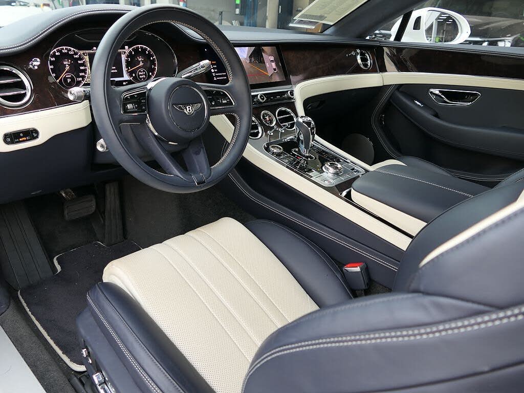 2023 Bentley Continental GT V8 AWD photo 8