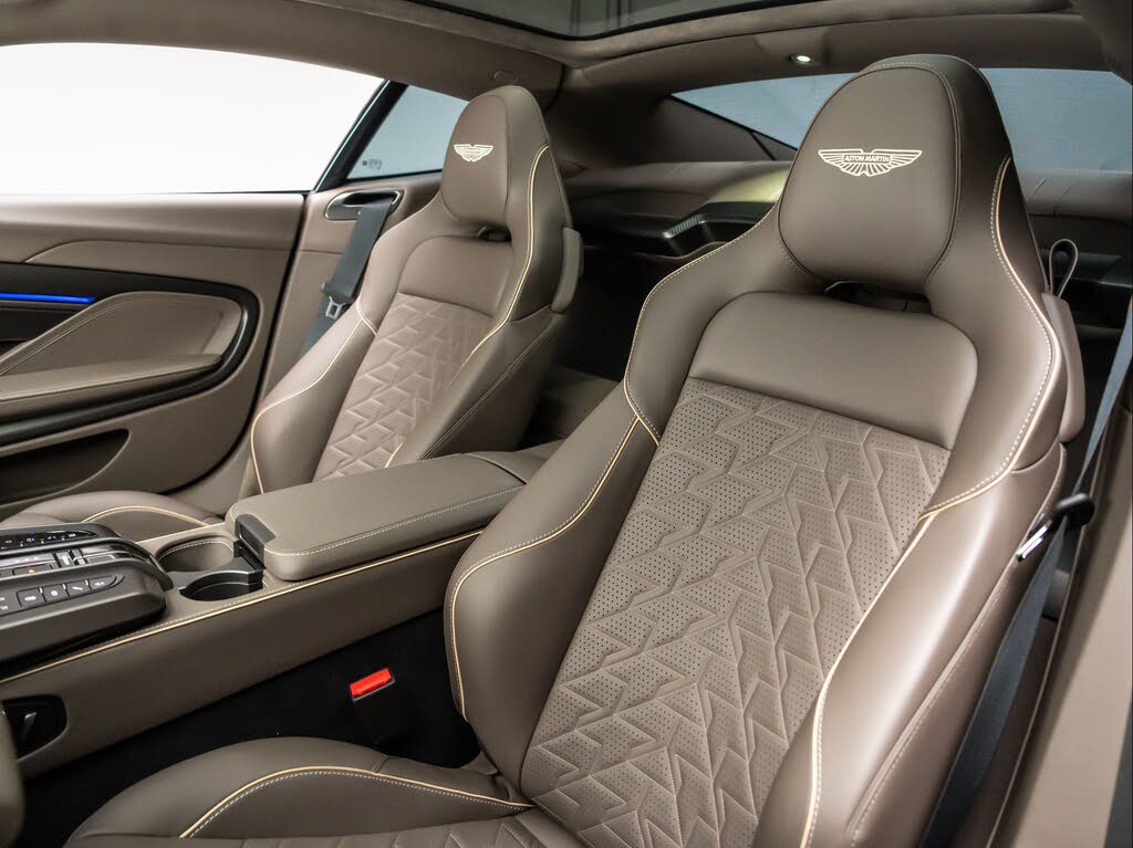 2026 Aston Martin Vanquish Coupe RWD photo 12