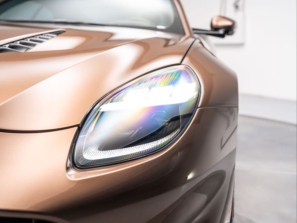 2026 Aston Martin Vanquish Coupe RWD photo 18