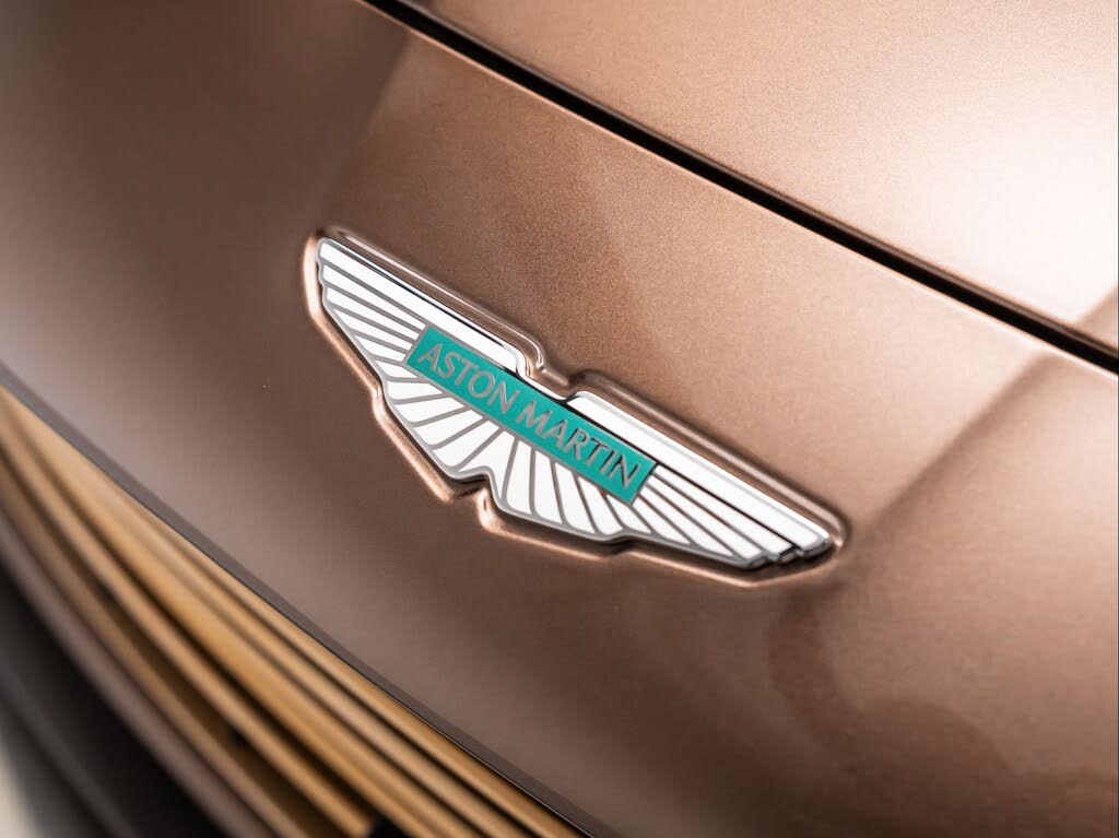 2026 Aston Martin Vanquish Coupe RWD photo 19