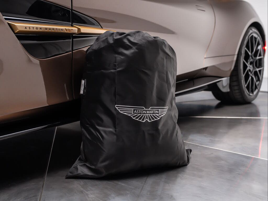 2026 Aston Martin Vanquish Coupe RWD photo 23