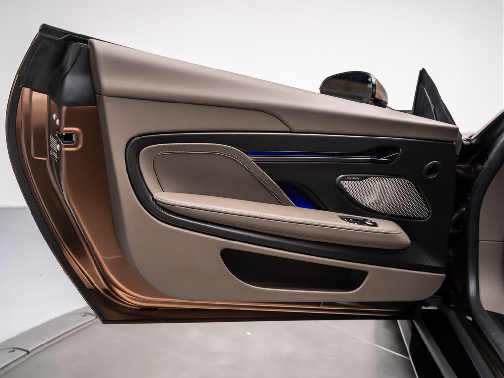 2026 Aston Martin Vanquish Coupe RWD photo 24
