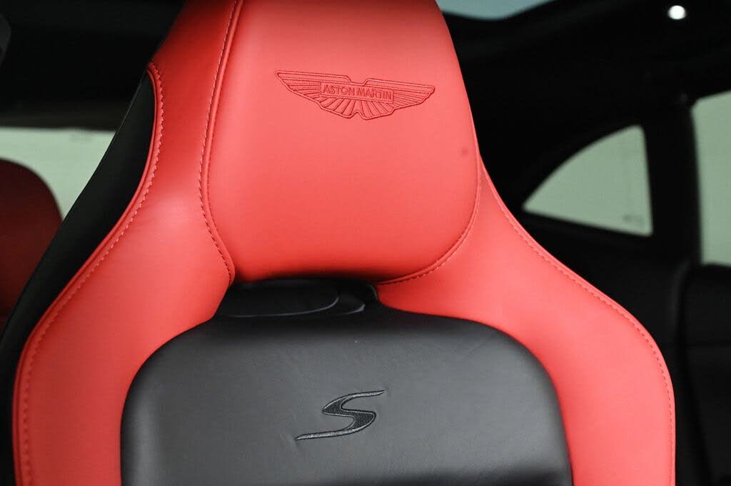 2026 Aston Martin DBX S AWD photo 18