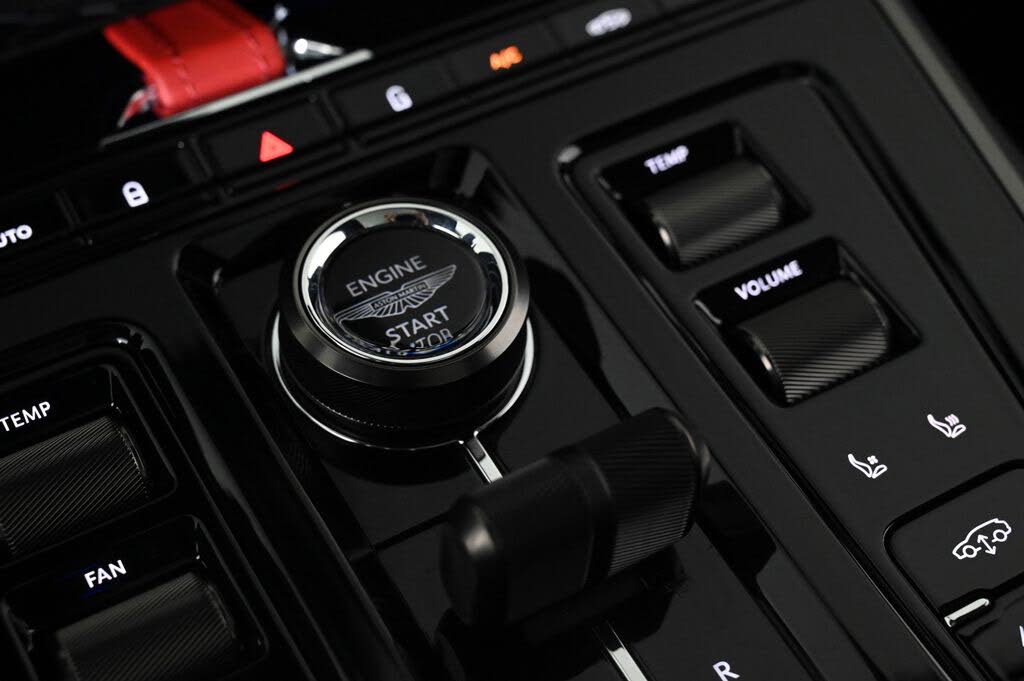 2026 Aston Martin DBX S AWD photo 20