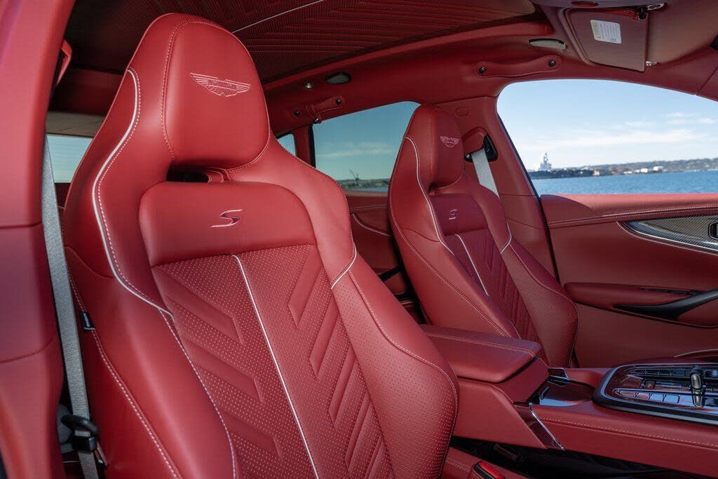 2026 Aston Martin DBX S AWD photo 16