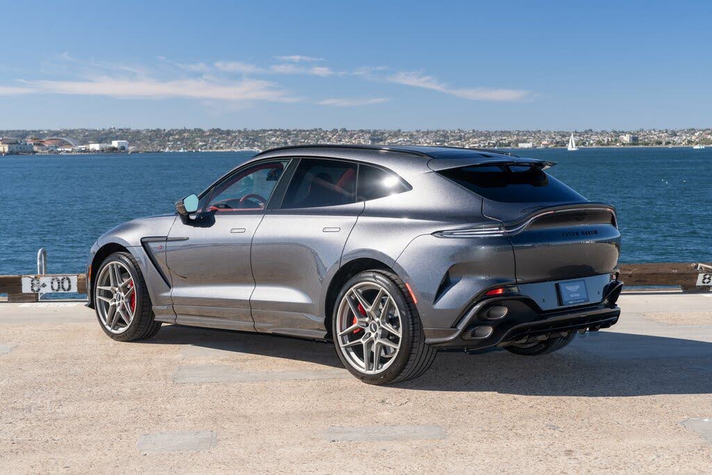 2026 Aston Martin DBX S AWD photo 4