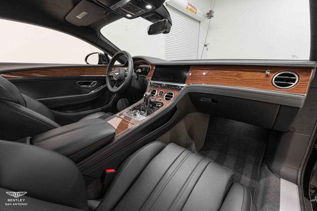 2026 Bentley Continental GT AWD photo 2
