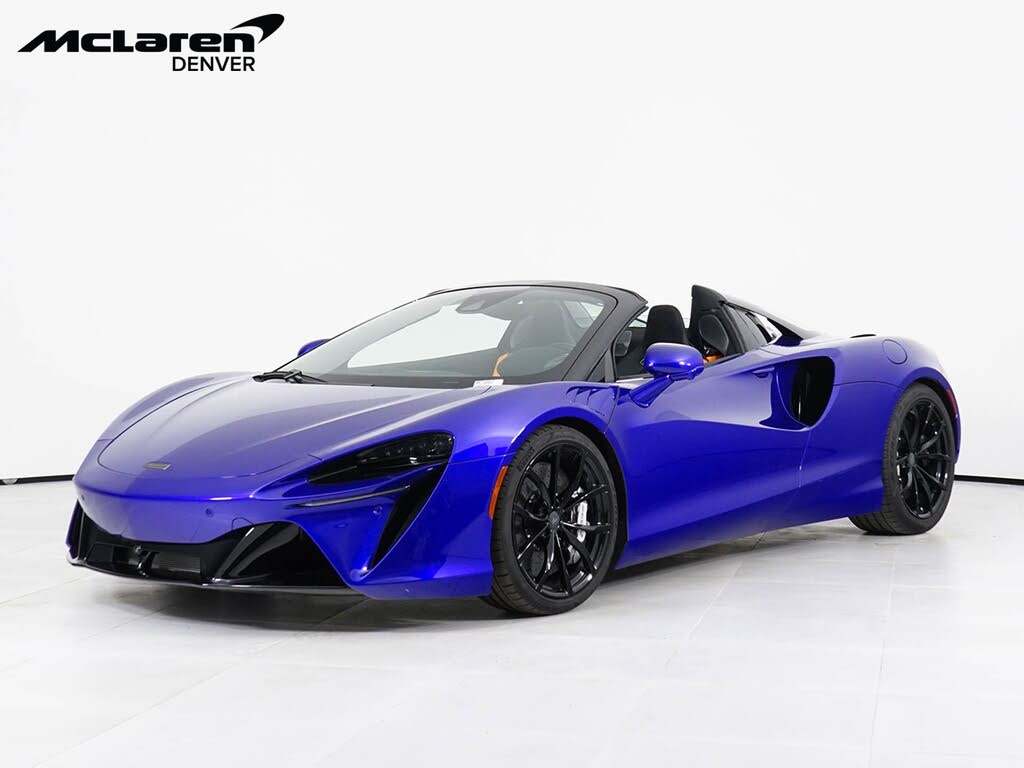 2025 McLaren Artura RWD