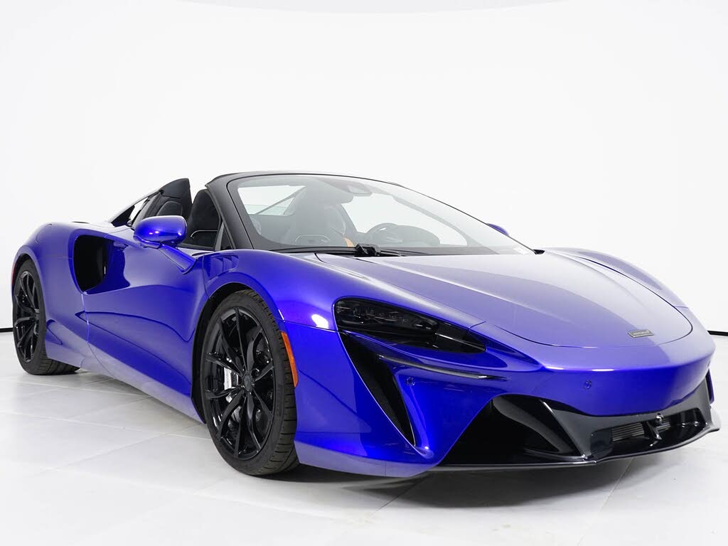 2025 McLaren Artura RWD photo 18
