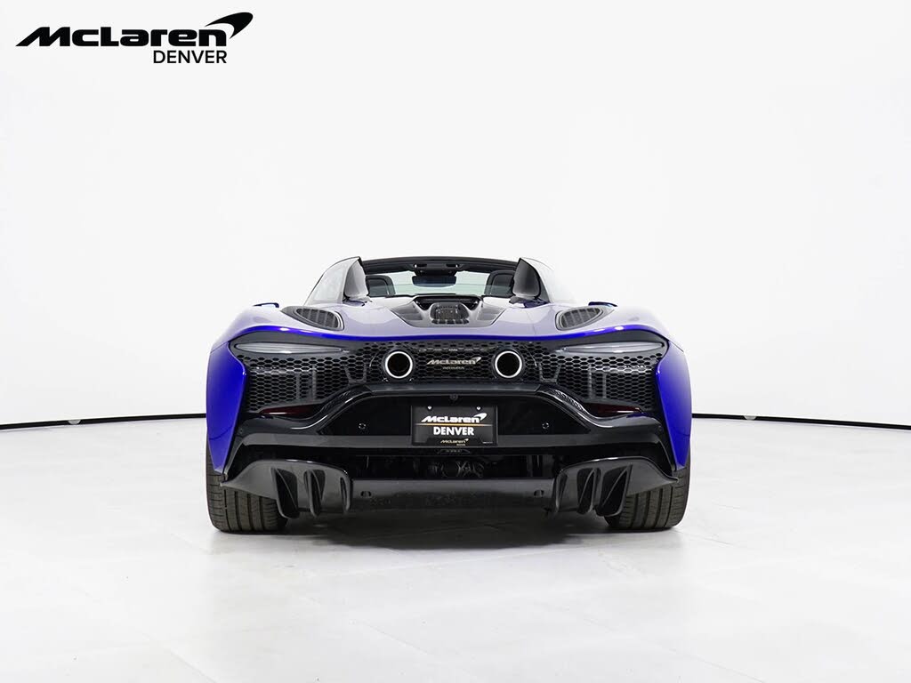 2025 McLaren Artura RWD photo 7