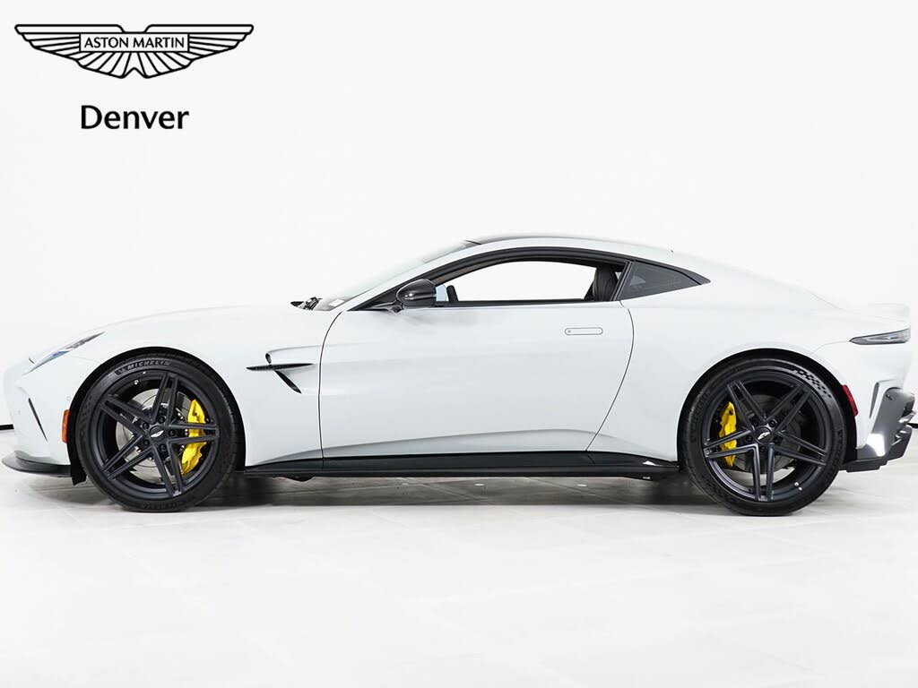 2026 Aston Martin Vantage Coupe RWD photo 2