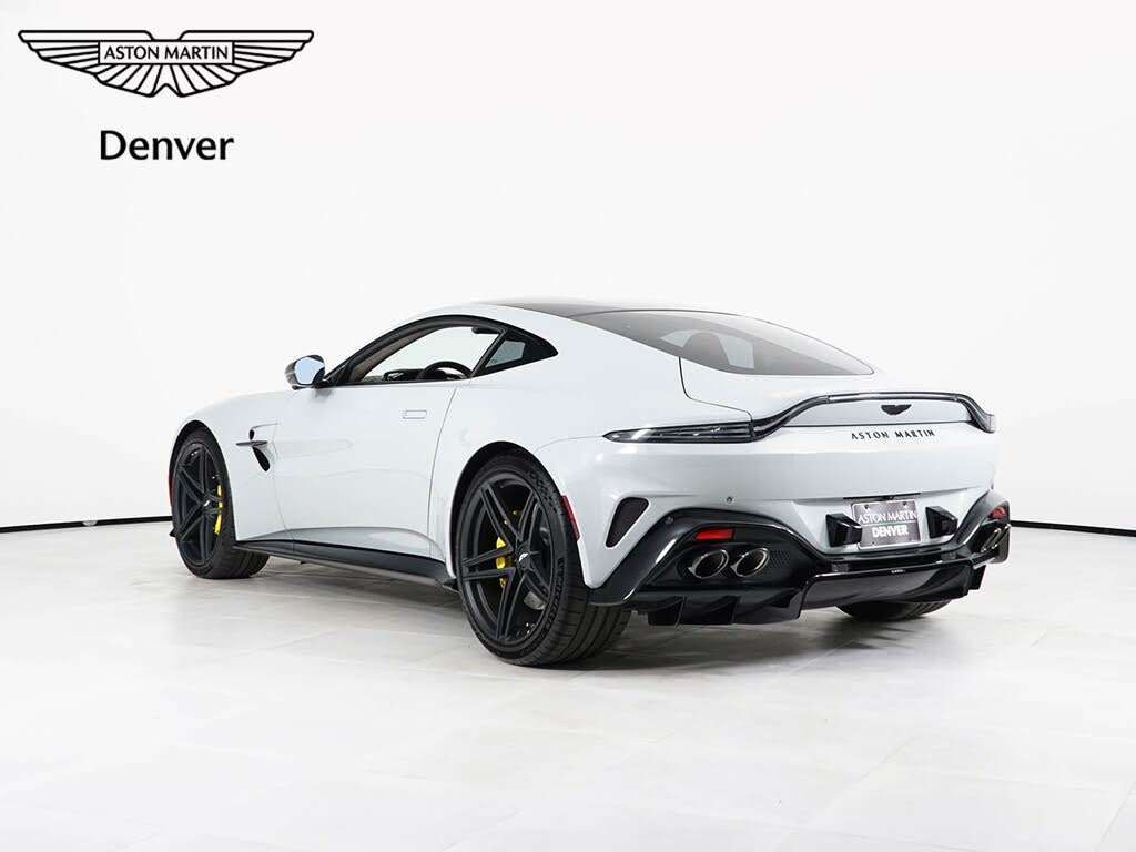 2026 Aston Martin Vantage Coupe RWD photo 3