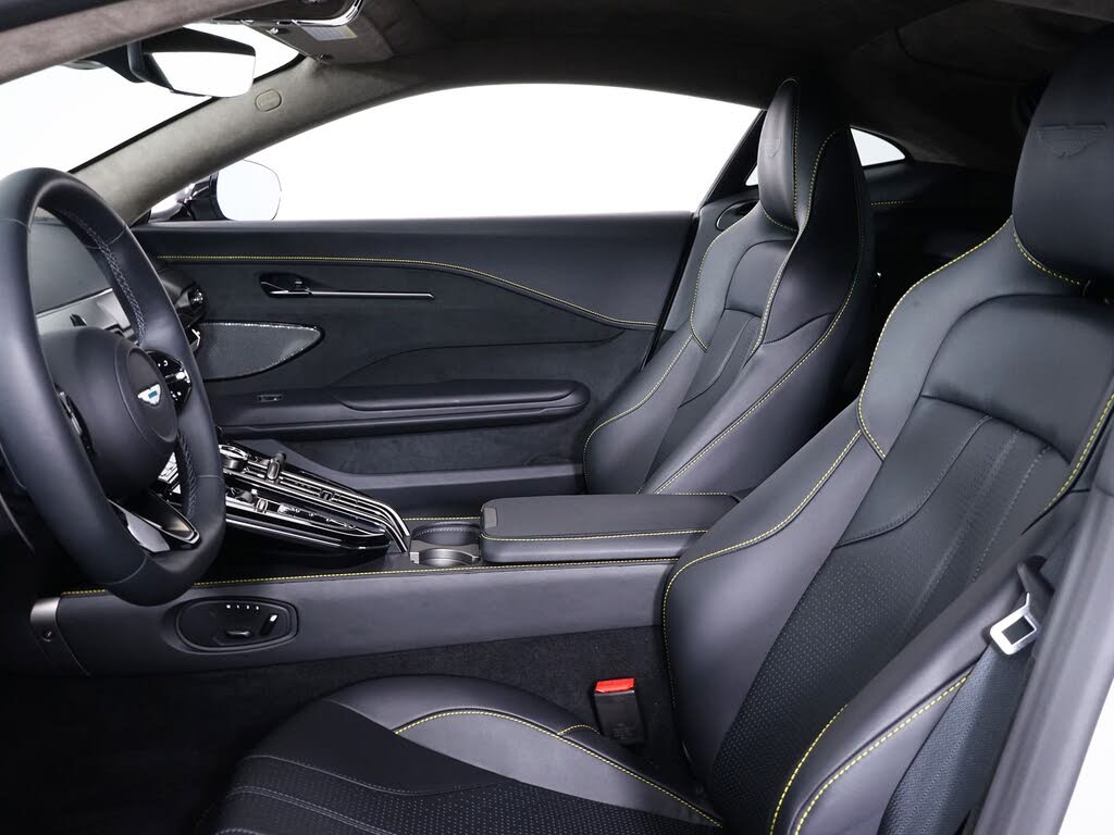 2026 Aston Martin Vantage Coupe RWD photo 5