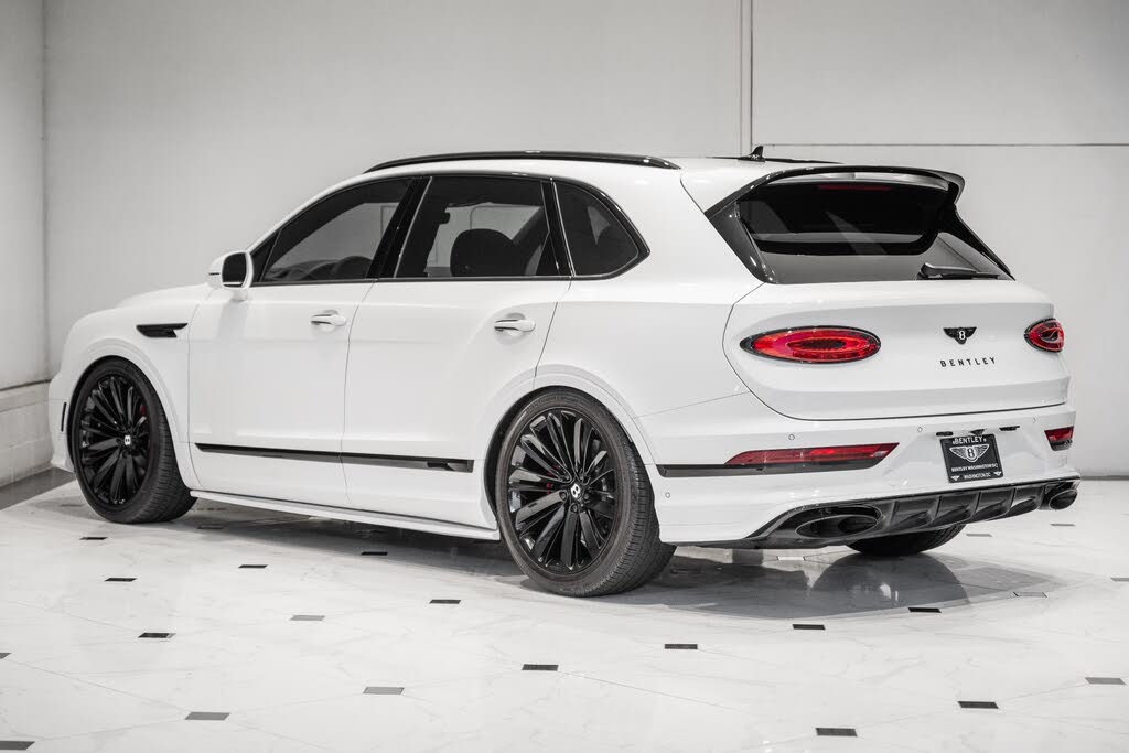2021 Bentley Bentayga Speed AWD photo 3