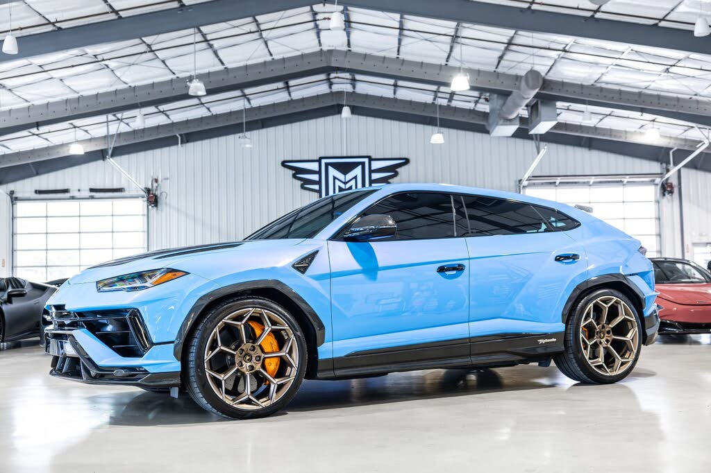 2024 Lamborghini Urus Performante AWD