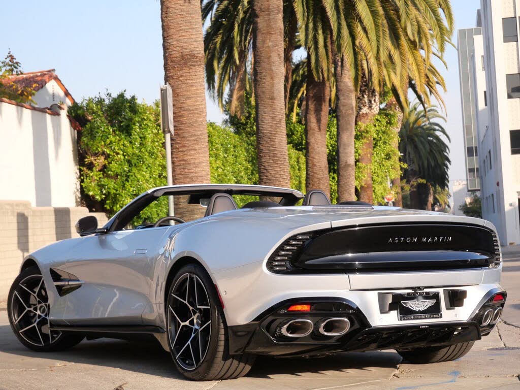2026 Aston Martin Vanquish Volante RWD photo 2