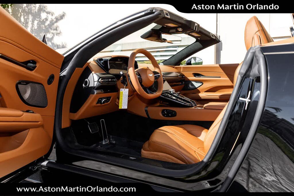 2026 Aston Martin Vantage Roadster RWD photo 3