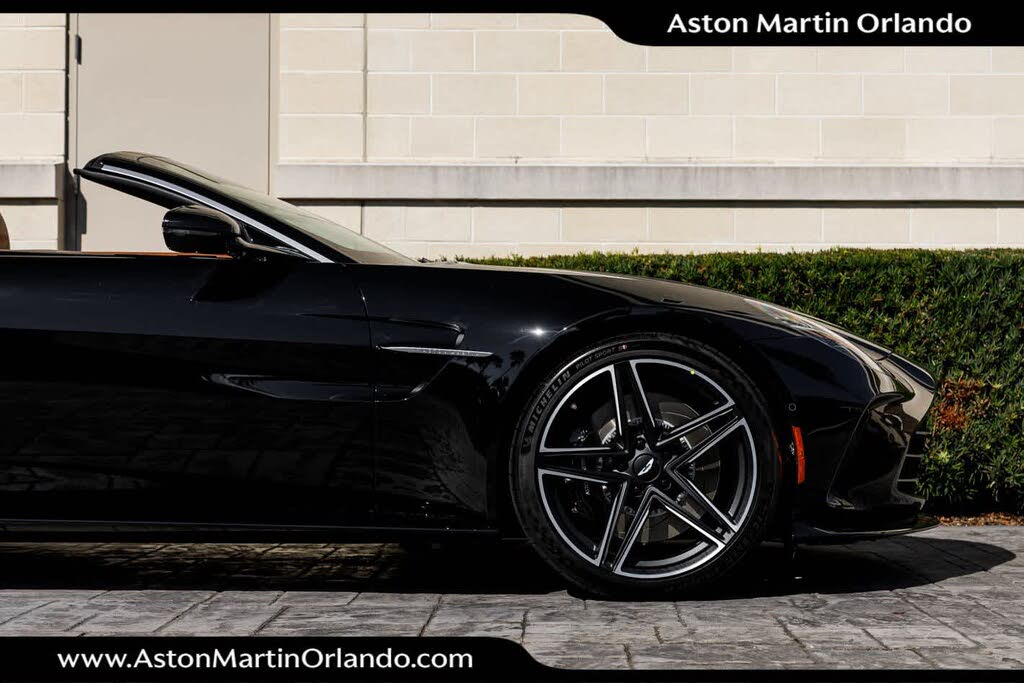 2026 Aston Martin Vantage Roadster RWD photo 22