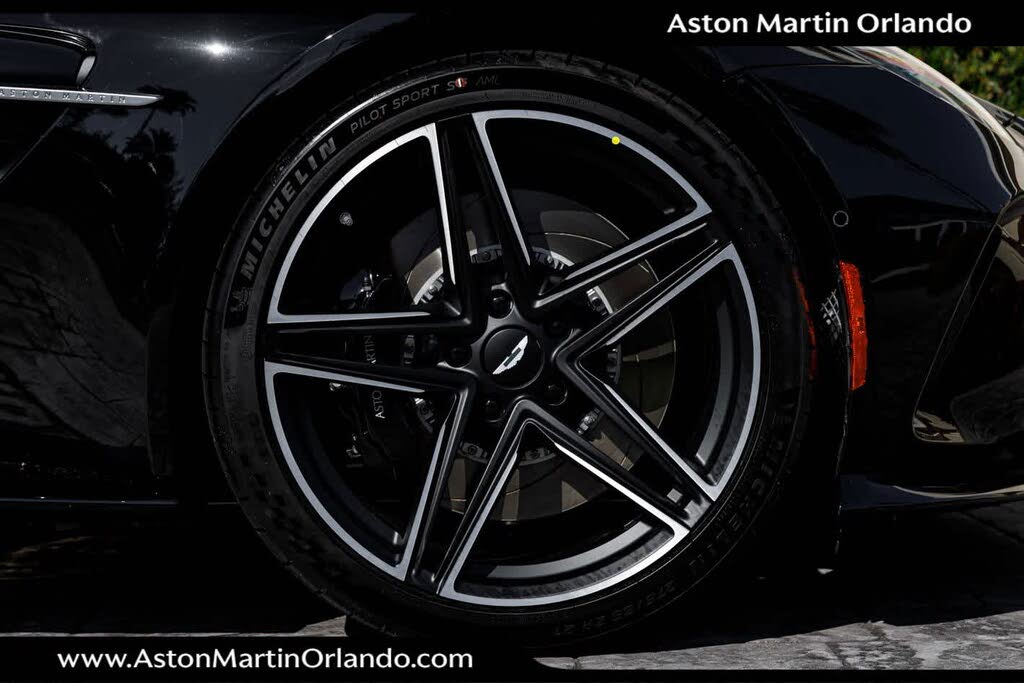 2026 Aston Martin Vantage Roadster RWD photo 24
