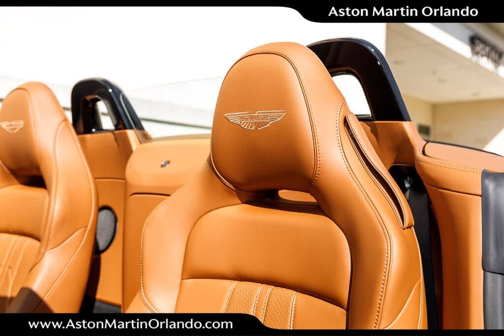 2026 Aston Martin Vantage Roadster RWD photo 5