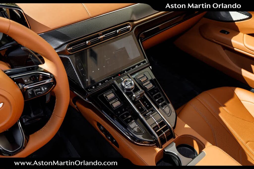 2026 Aston Martin Vantage Roadster RWD photo 10