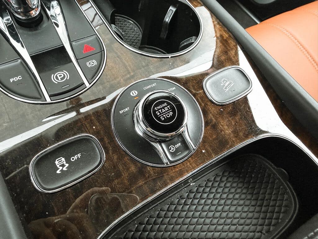 2020 Bentley Bentayga V8 AWD photo 21
