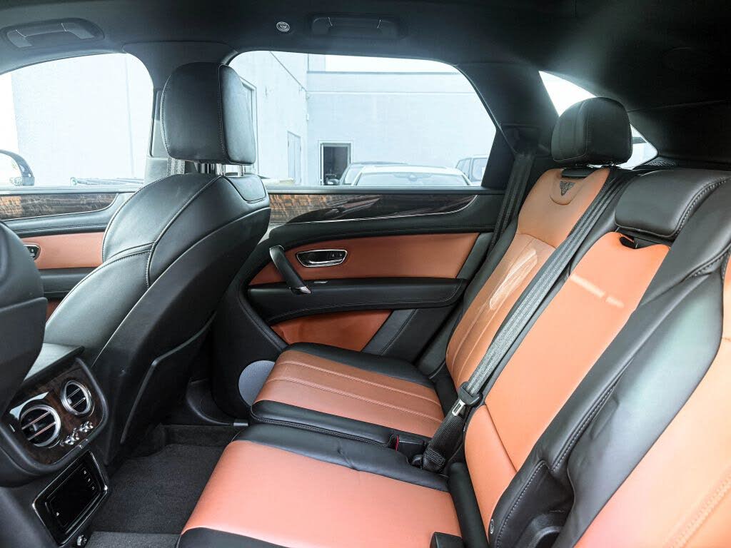 2020 Bentley Bentayga V8 AWD photo 24