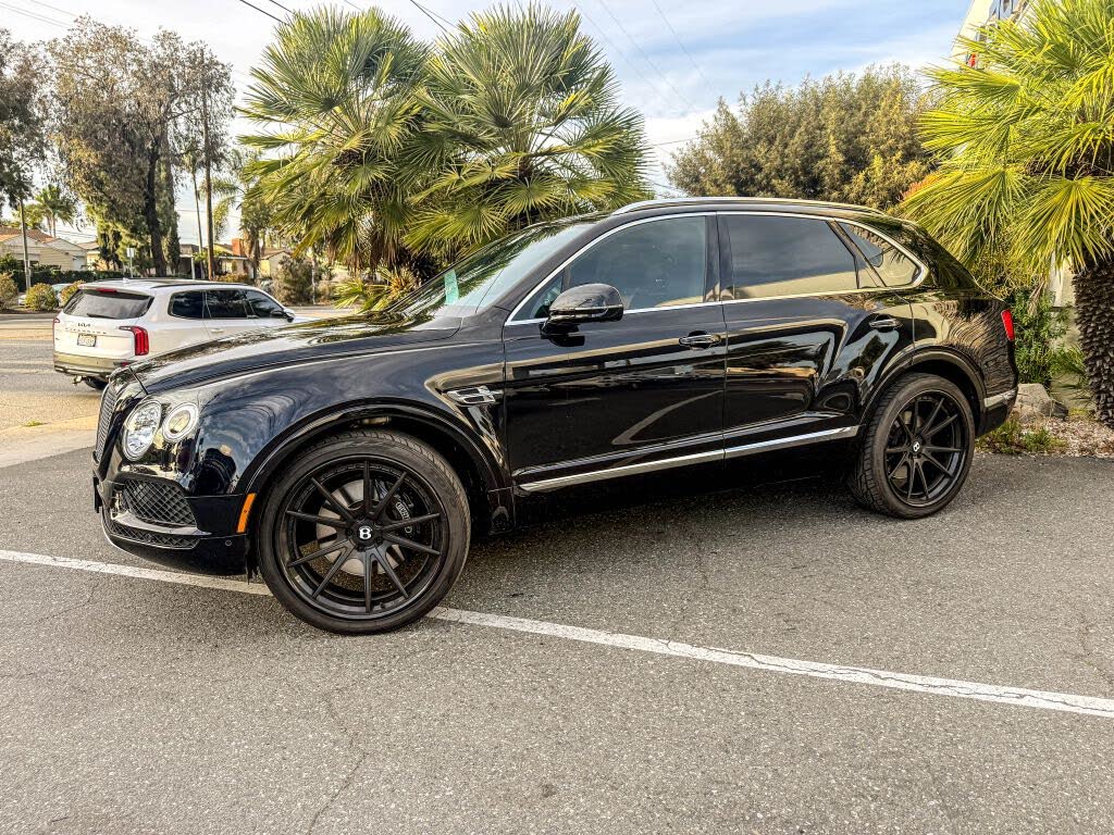 2020 Bentley Bentayga V8 AWD photo 5
