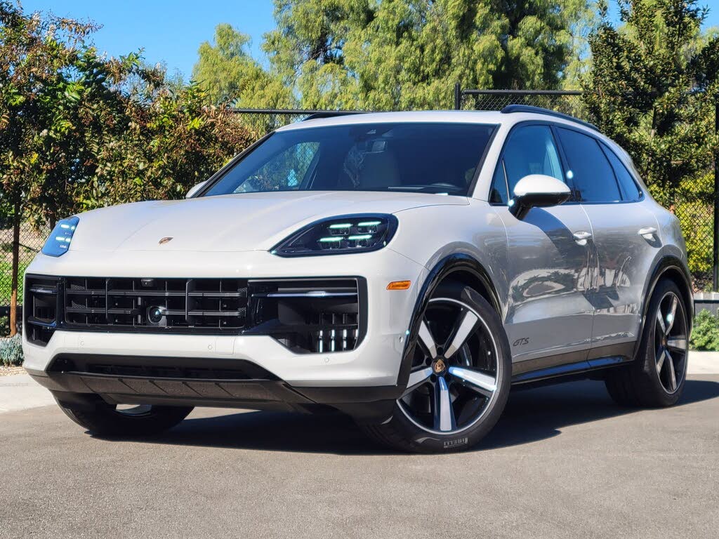 2026 Porsche Cayenne GTS AWD