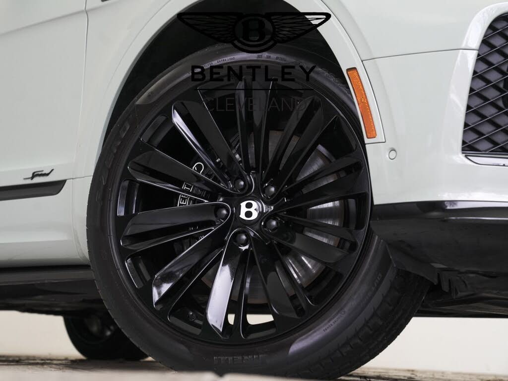 2023 Bentley Bentayga Speed AWD photo 4