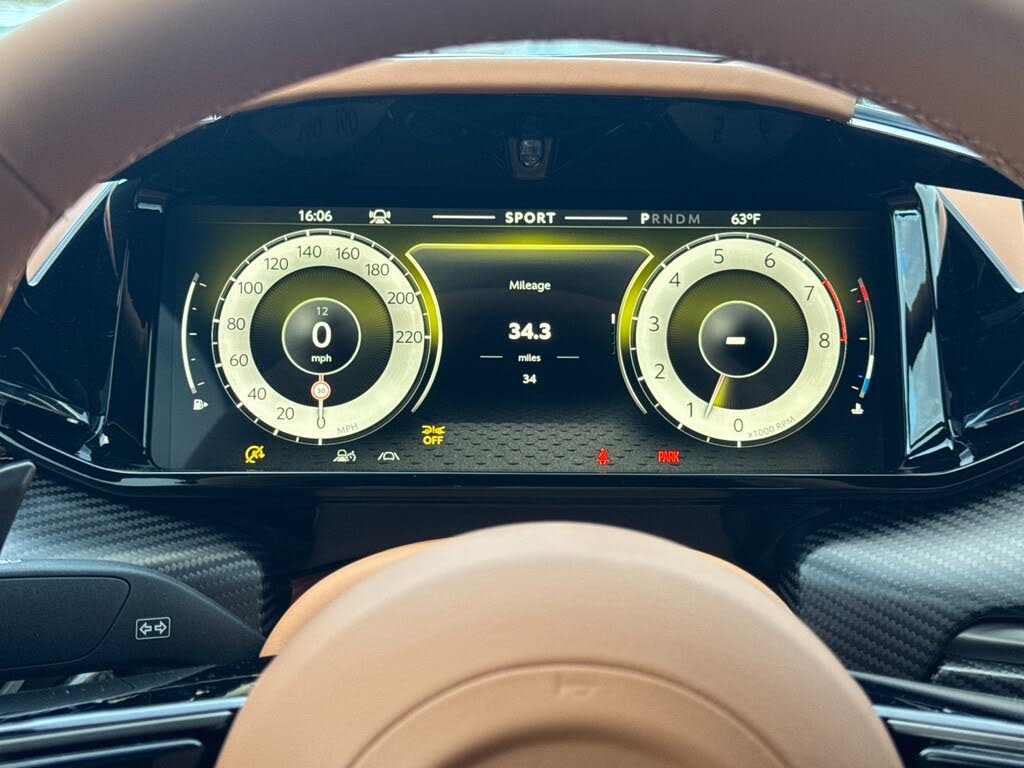 2026 Aston Martin Vantage Roadster RWD photo 6