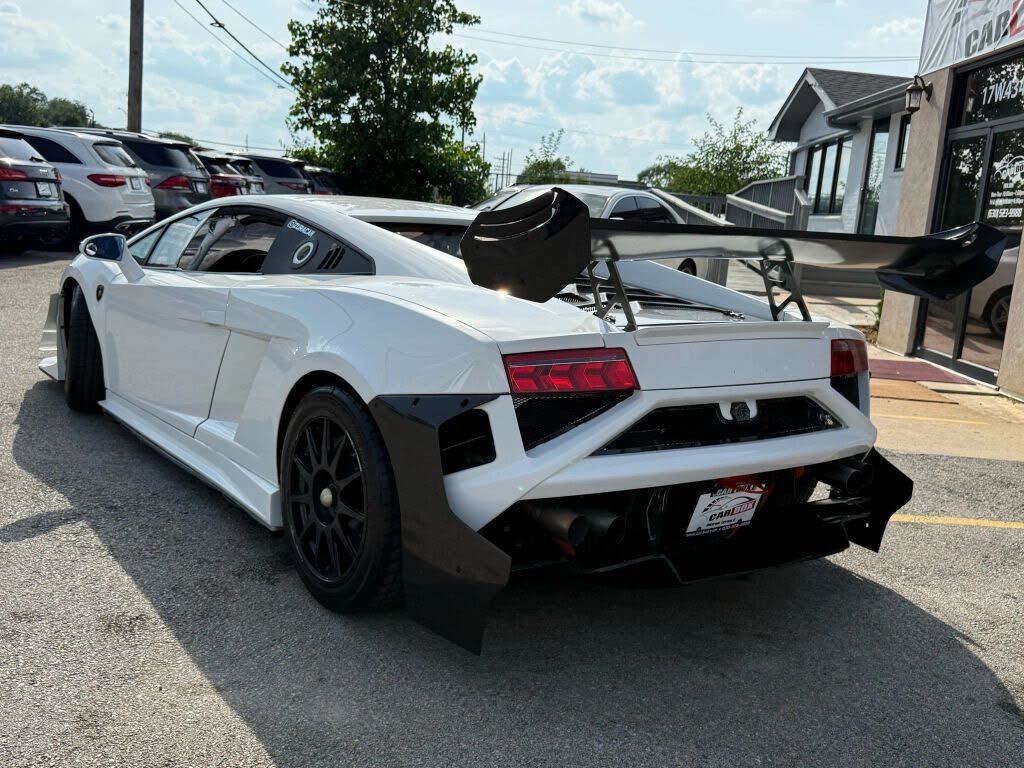 2013 Lamborghini Gallardo photo 3