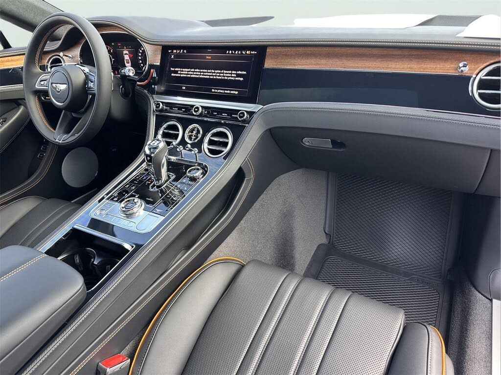 2026 Bentley Continental GT AWD photo 2