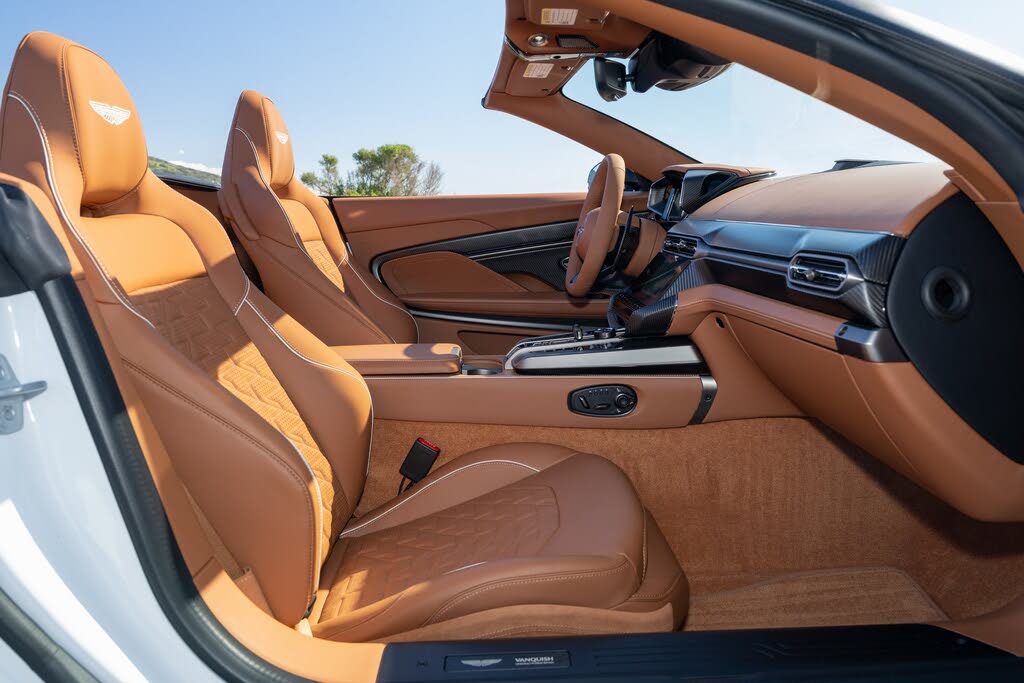 2026 Aston Martin Vanquish Volante RWD photo 18
