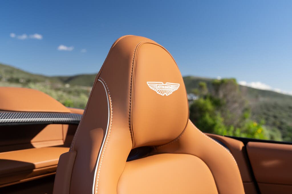 2026 Aston Martin Vanquish Volante RWD photo 24