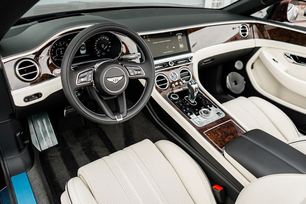 2026 Bentley Continental GTC AWD photo 2