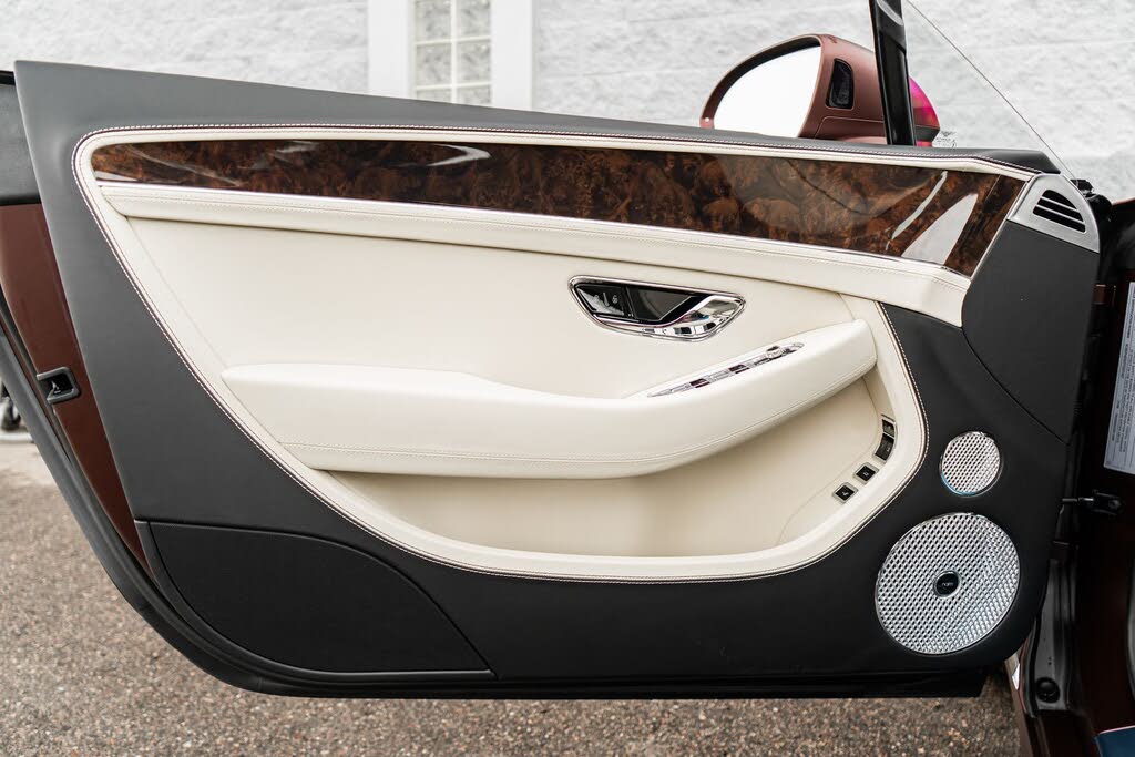 2026 Bentley Continental GTC AWD photo 23