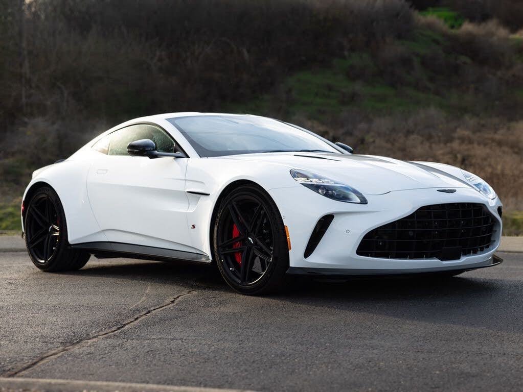 2026 Aston Martin Vantage S Coupe RWD photo 11