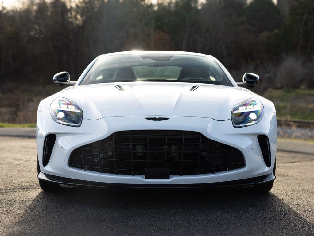 2026 Aston Martin Vantage S Coupe RWD photo 12