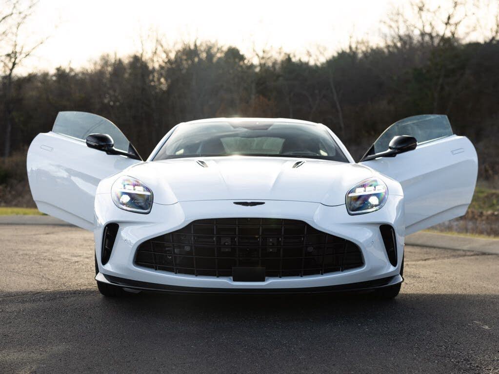 2026 Aston Martin Vantage S Coupe RWD photo 13