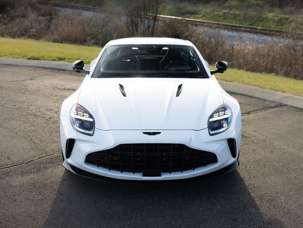 2026 Aston Martin Vantage S Coupe RWD photo 14