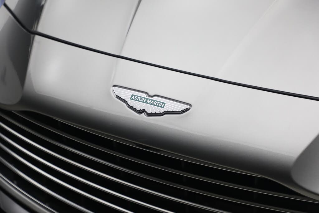 2026 Aston Martin Vanquish Coupe RWD photo 13