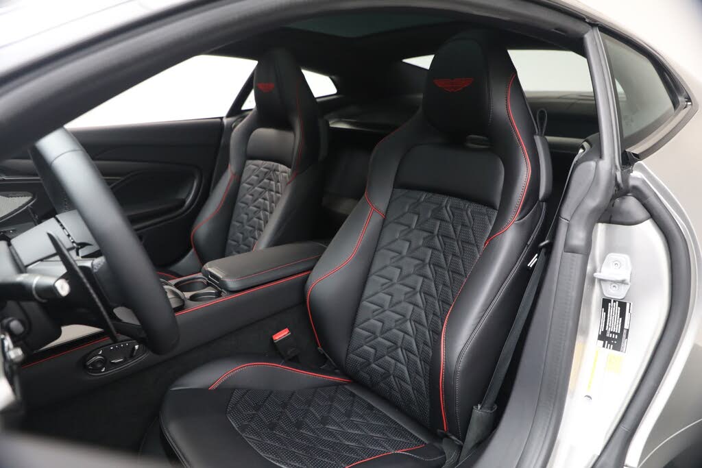 2026 Aston Martin Vanquish Coupe RWD photo 15