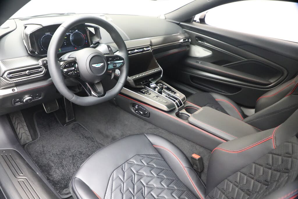 2026 Aston Martin Vanquish Coupe RWD photo 17