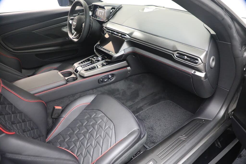 2026 Aston Martin Vanquish Coupe RWD photo 18