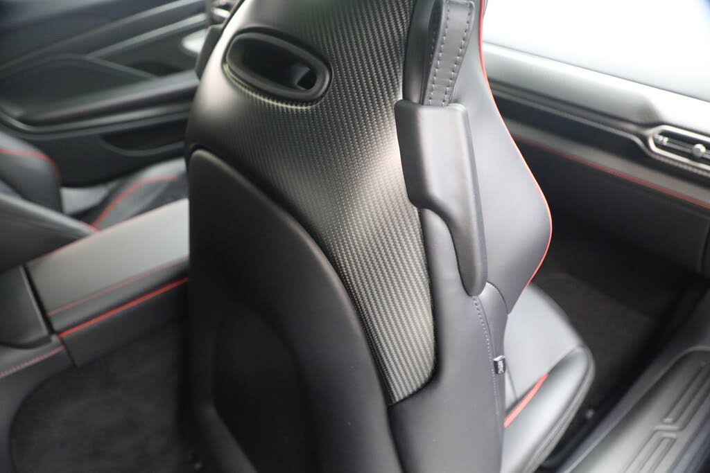 2026 Aston Martin Vanquish Coupe RWD photo 21