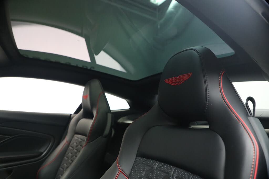2026 Aston Martin Vanquish Coupe RWD photo 23